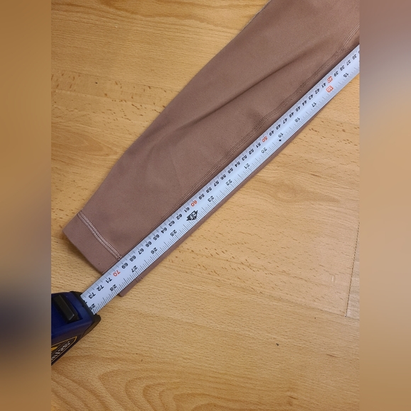 Align Super High-Rise Pant 28" Velvet Special Limited Edition size 6 - Picture 6 of 11